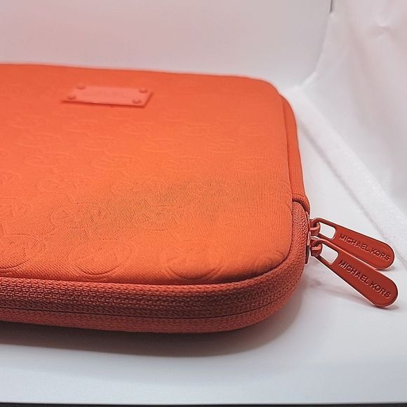MK ORANGE LAPTOP/TABLET CASE - Picture 3 of 5